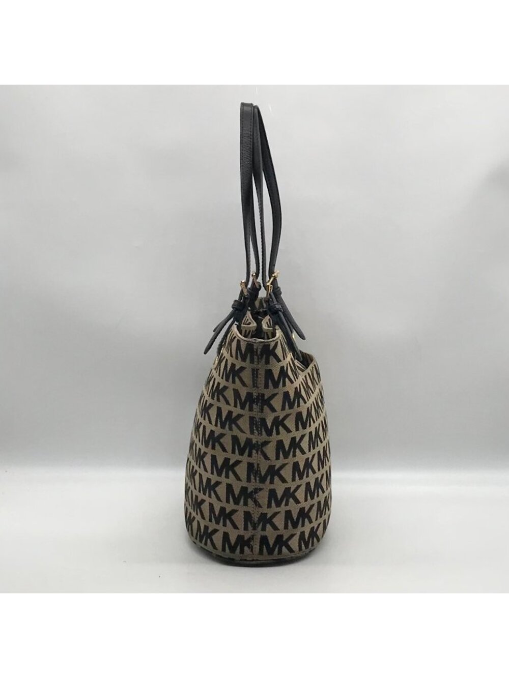 Michael Kors Beige & Black Canvas Jet Set Tote Bag - Picture 3 of 11